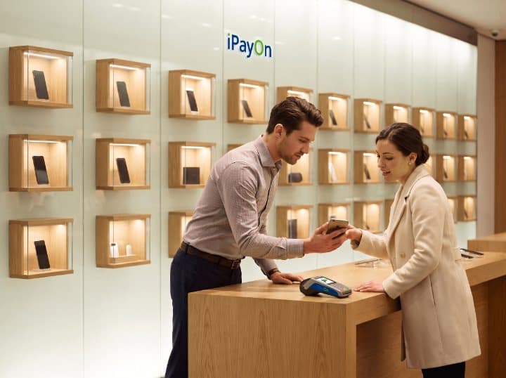 Telecom shop, Hounslow, London — running iPayOn